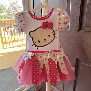 Toddler girls  2 years old Hello Kitty Halloween costume